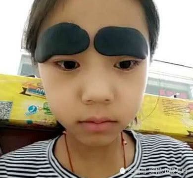 今天小编的时尚课堂为宝宝们推荐几款超级搞笑的眉毛,如果你看过之