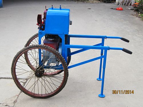 广西柳州甘蔗收获机_农机收割设备_微耕机甘蔗剥叶机