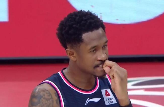 官宣!马尚-布鲁克斯确诊跟腱断裂赛季报销,广东夺冠遇到大难题