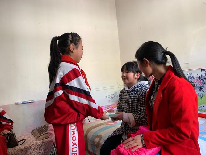 慰问留守儿童 浓浓关怀暖人心 - 美篇