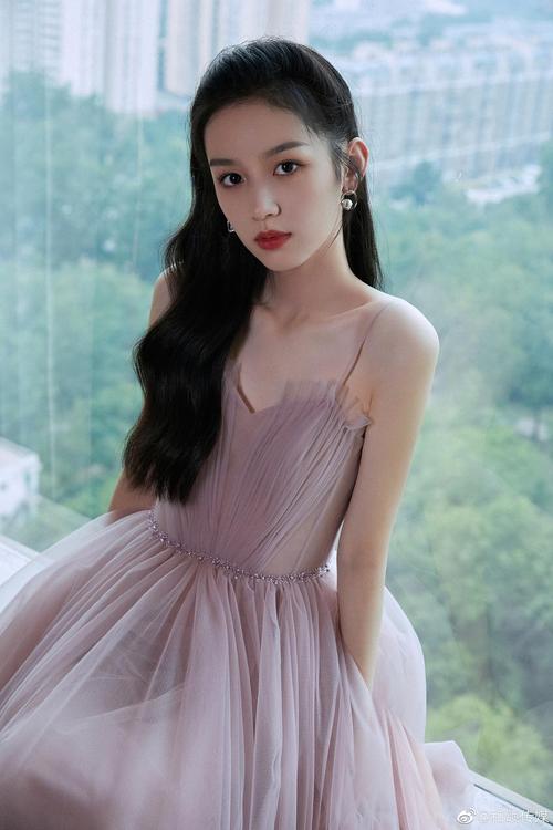 周也张婧仪