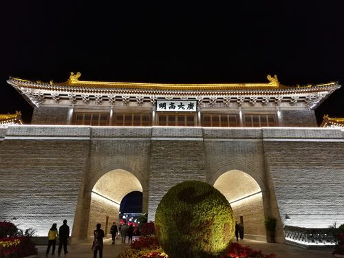 正定古城夜景城门