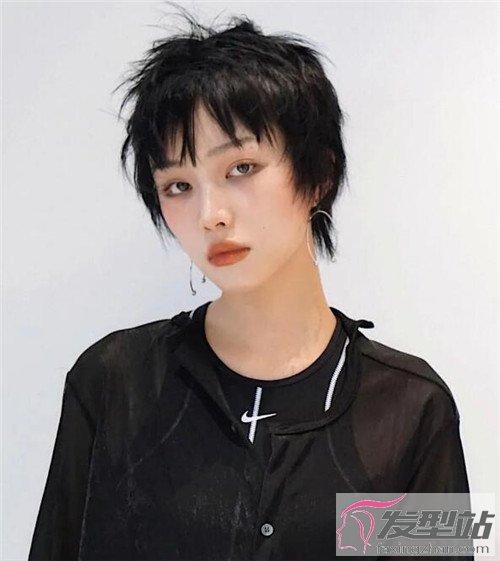 个性狗啃刘海短发 显瘦显脸小又减龄