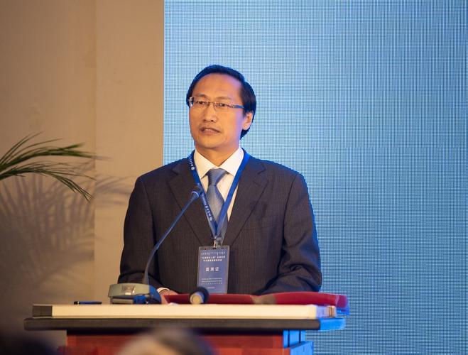 中共内蒙古自治区满洲里市委常委,扎赉诺尔区委书记高闻何作了