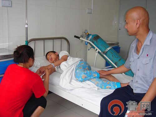 面对高额的治疗费---枣庄脑膜炎后遗症患者的漫漫寻医