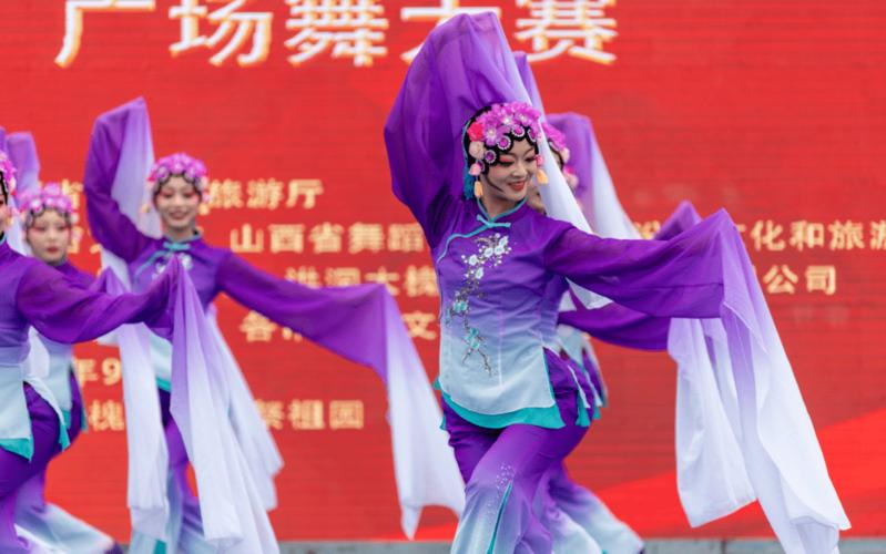 《花鞭舞动庆丰年》《打酸枣》《会哥哥》《山西好风光》《戏魂》《看