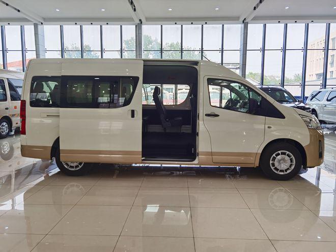 丰田海狮9座面包车现车即将到店接受预定