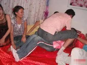 如此疯狂变态!闹洞房上演活春宫