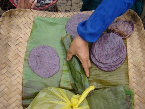 图文在瑞丽旅游15个必吃粑粑