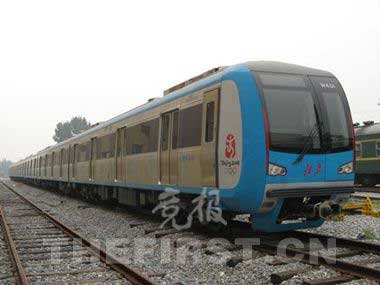 北京地铁10号线将带"中国印" 外观受好评(图)