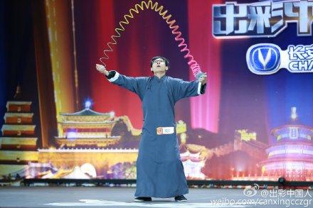 2015301出彩中国人吴武强彩虹圈创意表演 吴武强个人资料