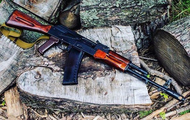 ak47畅销全球,堪称"战争之王",为何经常提前退役?子弹