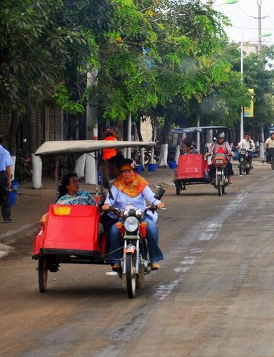 奇特的海南"三轮车"