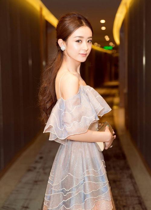 这部电视剧正式让赵丽颖进入了当红花旦行列,2014年赵丽颖当选了金鹰