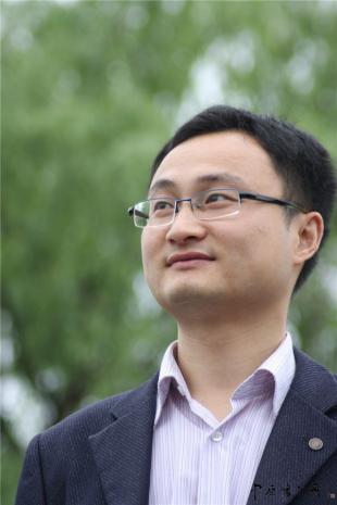 【中原书法杂志 九月刊】艺林人物——周英杰