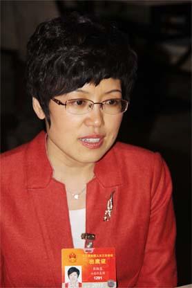 抓起"让我们认识了全国人大代表,山东临沂第一实验小学副校长张淑琴