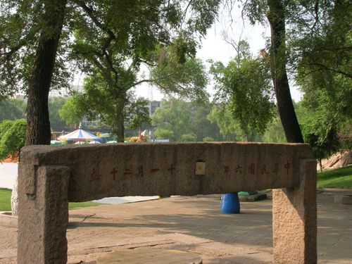 摄影2幅:廉泉让水