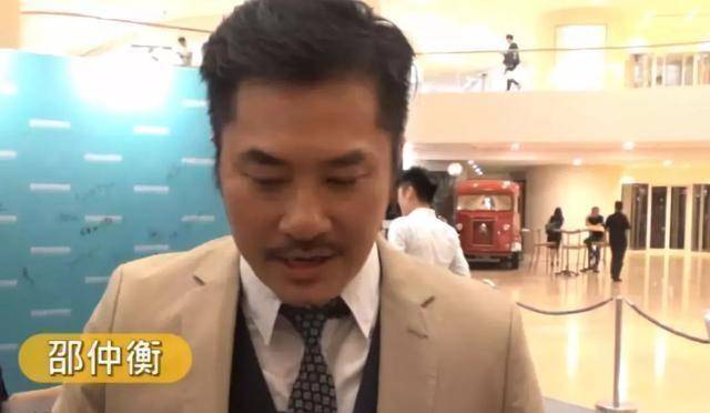 郑少秋与丁家四蟹大团圆,谢贤胡枫现身,当年帅老大