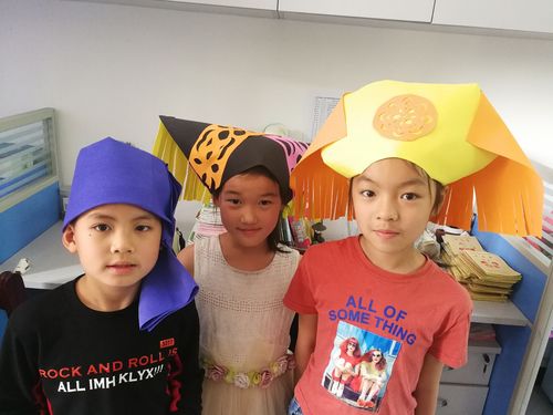 百色市实验小学壮族头饰制作(男款)