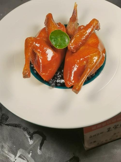 玻璃脆皮乳鸽_脆皮乳鸽_铭师餐饮自由行热门攻略_美食