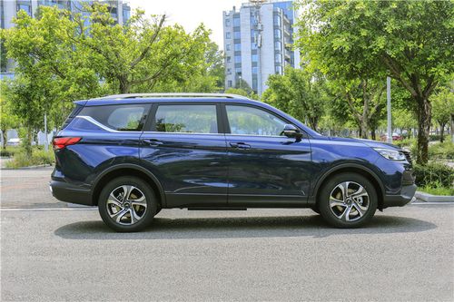 家用舒适大7座suv 长安欧尚科赛pro上市8.59万起售