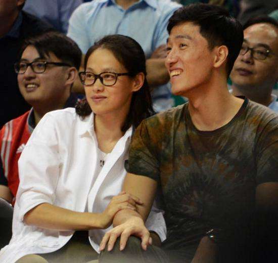 到现在刘翔与吴莎两人结婚有2年的时间,他们两人的生活看上去