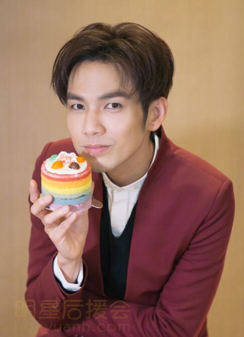 钟汉良个人资料简介 钟汉良写真大片