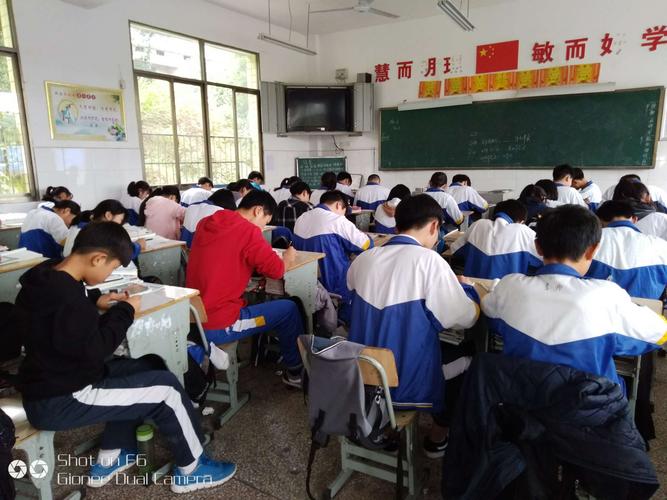 经典咏流传 书香满校园――桐木中学规范汉字书写大赛