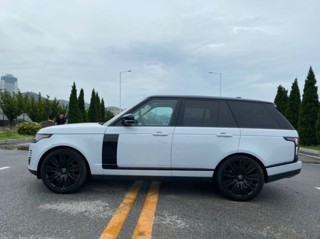 2021款路虎揽胜行政国六现车奢华极致