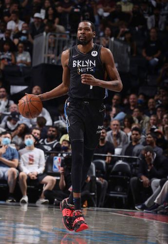  p>凯文·杜兰特(kevin durant),1988年9月29日出生于美国 a target="