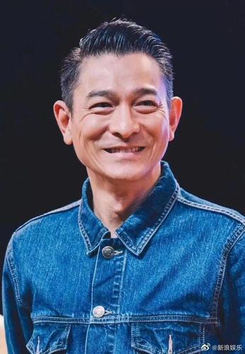 刘德华方宣布取消武汉站演唱会:为了更好地重逢