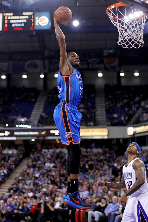 nba球员小前锋凯文·杜兰特kevin durant飞扣