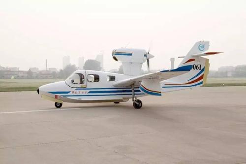 一起认认小型固定翼飞机