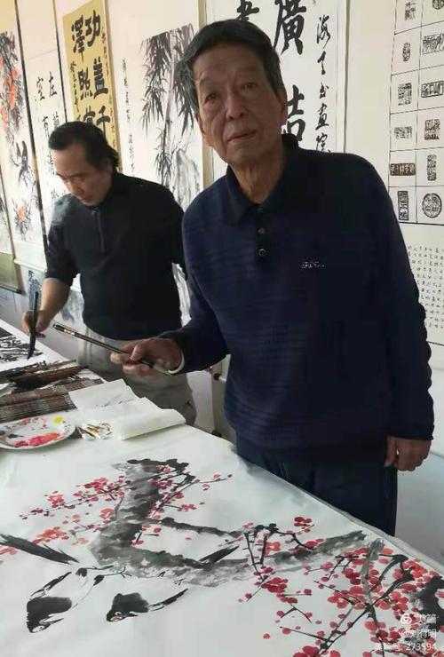 书画家到任丘书画创作基地挥毫泼墨