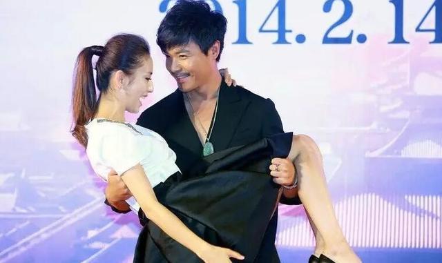 "公主抱"真是娱乐圈里一项热门的运动啊!(27)