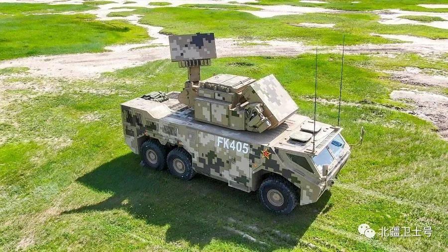 "野战防空利器"红旗-17a装弹细节曝光:一车八弹 模块装填