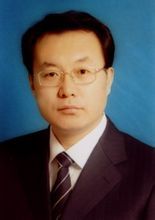 1人物简介编辑 现任大庆市委常委,市人民政府副市长,市政府党组副书记