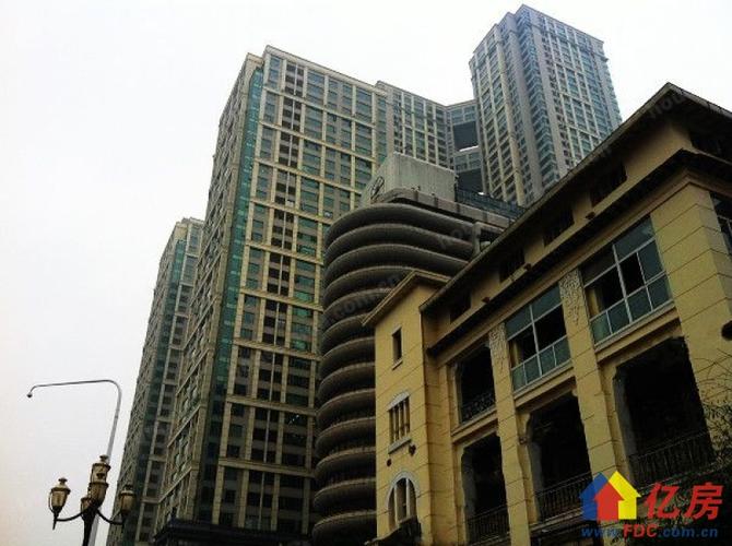 武汉时代广场 江岸区大智路 183㎡ 9000元/月