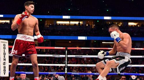 前天的比赛,瑞恩-加西亚首回合1分20秒ko弗朗西斯科-丰塞卡全场