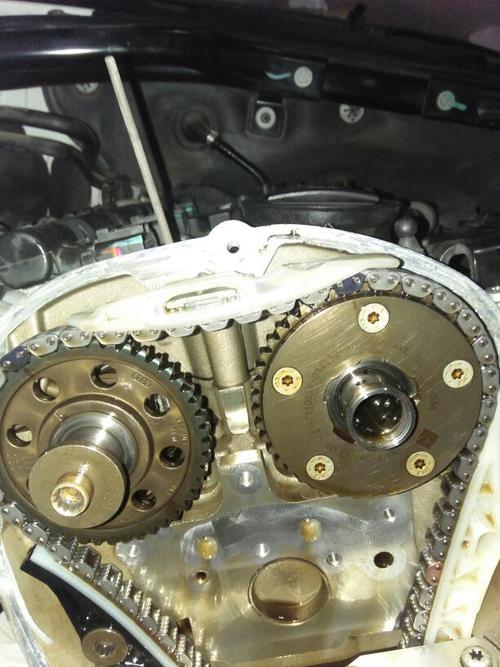 奥典q5平衡轴的正时咋对?和正吋链条有关系吗