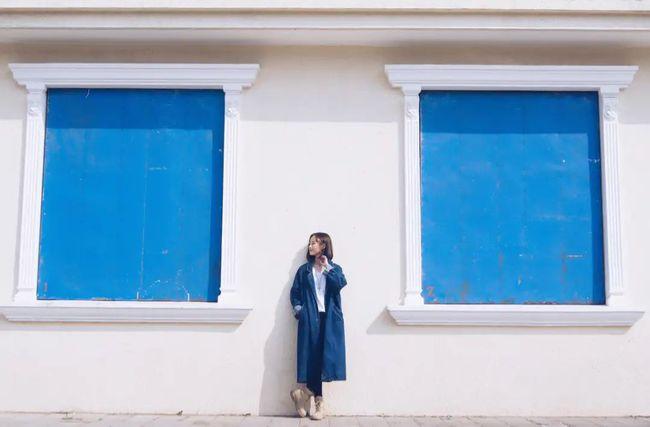 4种构图,7个拍照姿势,学会了外出旅游怎么拍照都美美的