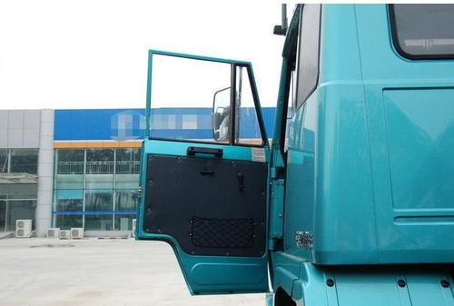 陕汽奥龙牵引车怎么样?它的内饰好吗?车主有几句话想说