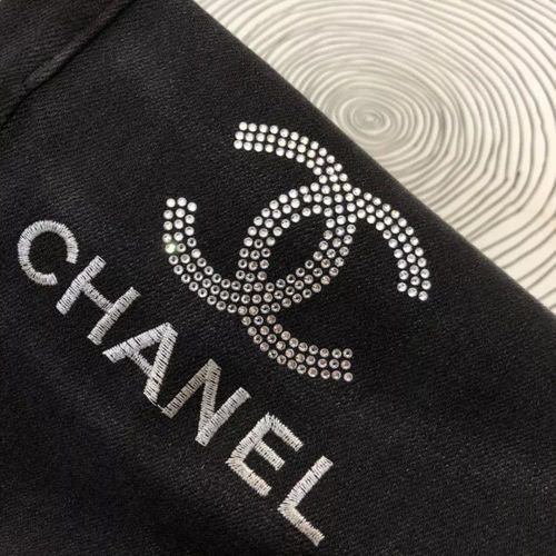 chanel 香奈儿 2019秋冬新品针织休闲太空帽拉链卫衣外套.
