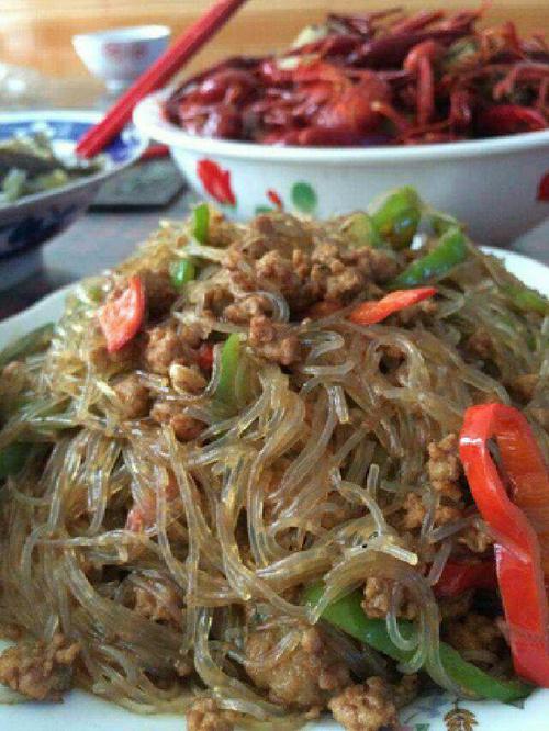 蚂蚁上树
