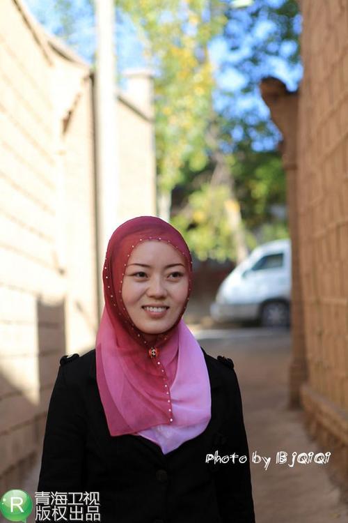 青海卫视探访精灵部落 撒拉美女三修"情趣"