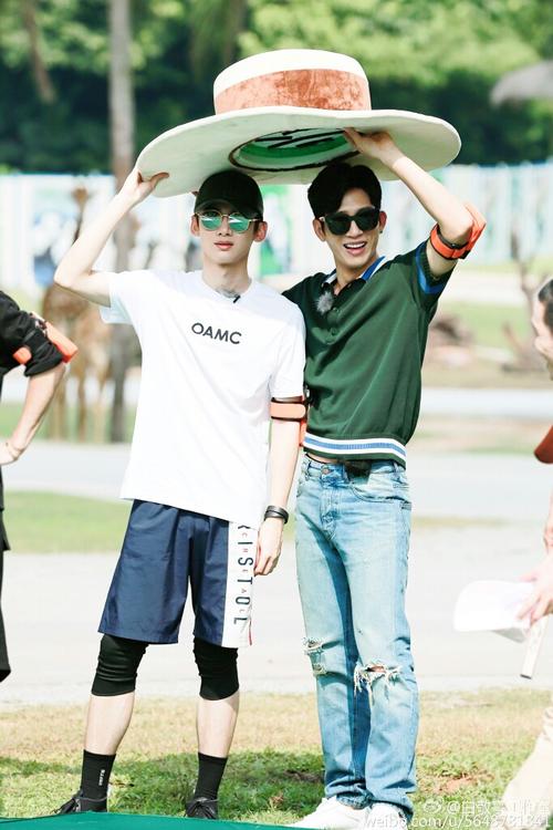 喜欢上白敬亭是件很骄傲的事情.