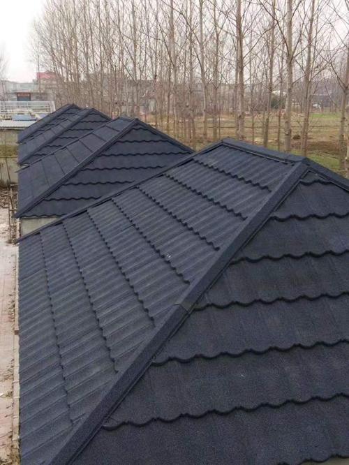 河北彩石金属瓦新型屋面金属瓦圆弧形红色镀铝锌彩石瓦工程项目瓦