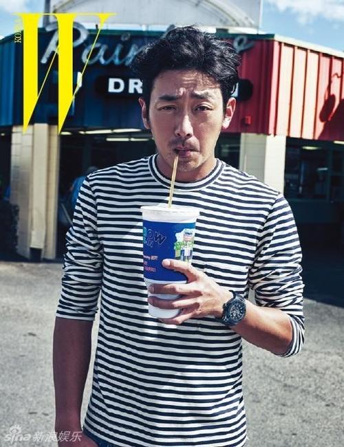 河正宇