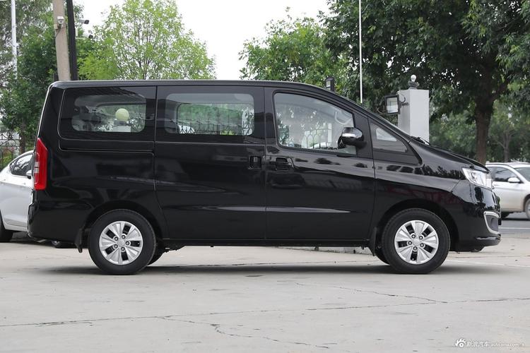 销量,价格,折扣,口碑…这里有江淮汽车瑞风m3最全行情