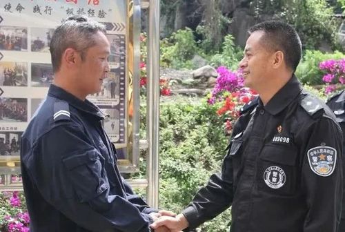 4月24日上午,怒江州公安局党委副书记,副局长张
